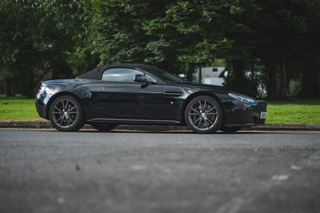 2016 Aston Martin V8 Vantage (2006-2017) - Image 29 of 30