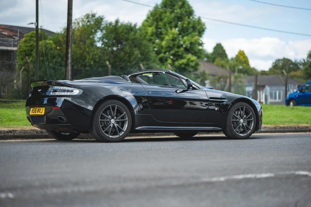2016 Aston Martin V8 Vantage (2006-2017) - Image 25 of 30