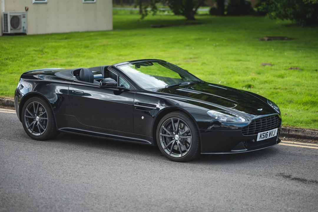 2016 Aston Martin V8 Vantage (2006-2017) - Image 27 of 30