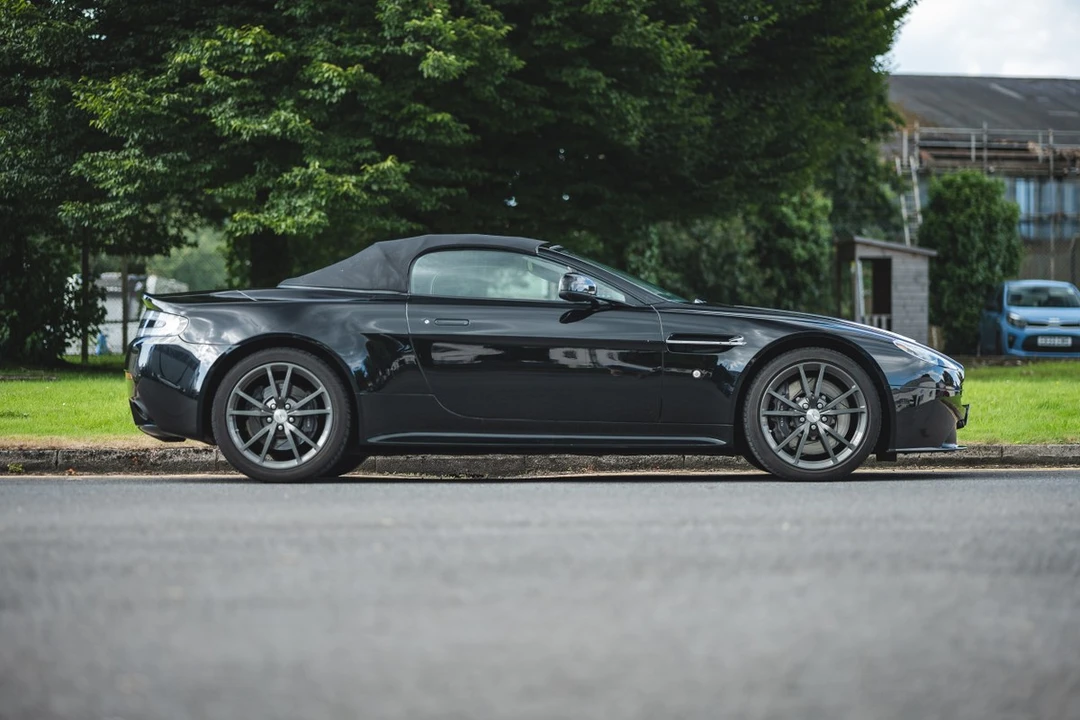 2016 Aston Martin V8 Vantage (2006-2017) - Image 28 of 30