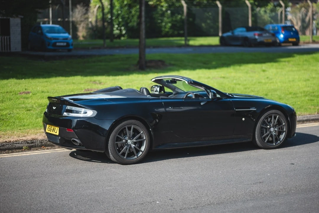 2016 Aston Martin V8 Vantage (2006-2017) - Image 16 of 30