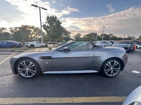 2016 Aston Martin Vantage - Image 2 of 11