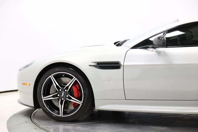 2016 Aston Martin V8 Vantage (2006-2017) - Image 7 of 31