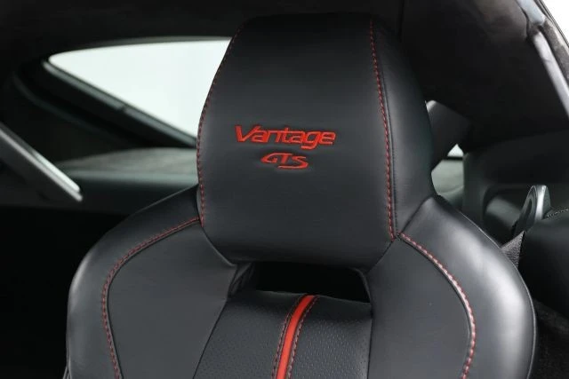2016 Aston Martin V8 Vantage (2006-2017) - Image 18 of 31