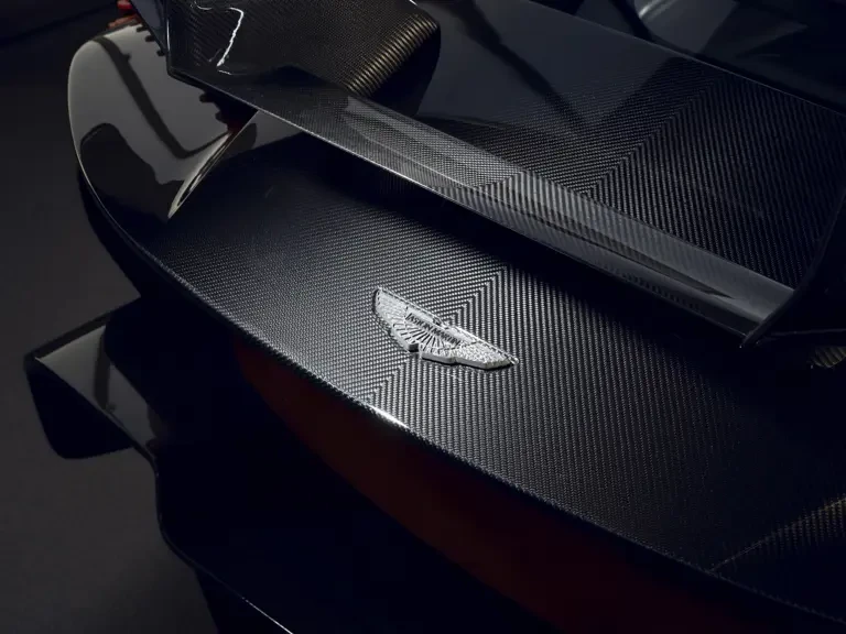 2016 Aston Martin Vulcan - Image 6 of 12