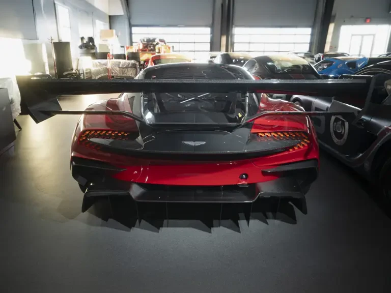 2016 Aston Martin Vulcan - Image 3 of 12
