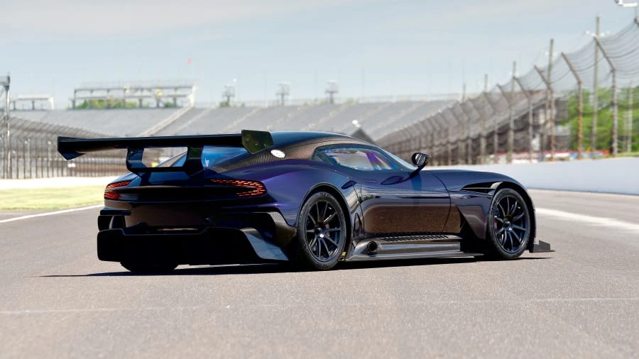 2016 Aston Martin Vulcan - Image 3 of 11