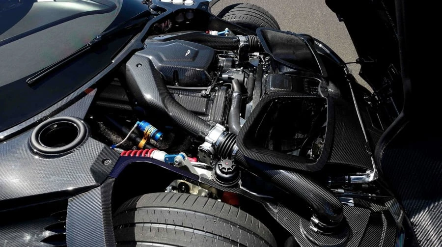 2016 Aston Martin Vulcan - Image 7 of 11