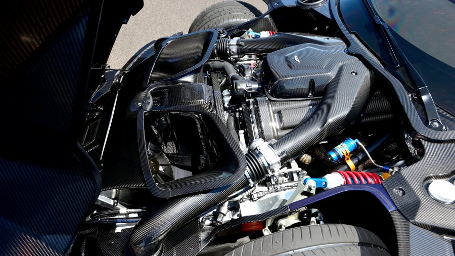 2016 Aston Martin Vulcan - Image 6 of 12