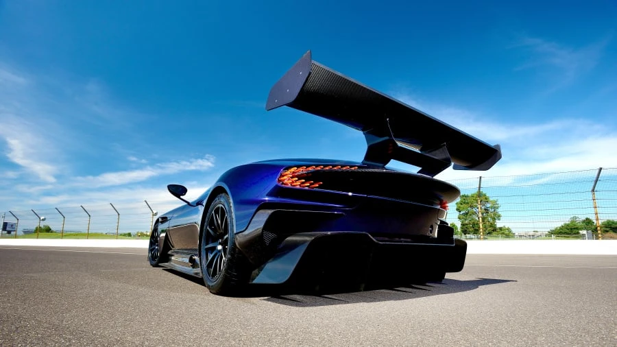 2016 Aston Martin Vulcan - Image 11 of 12