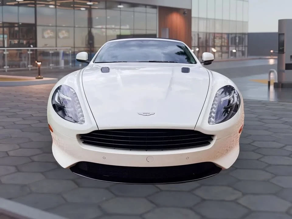 2016 Aston Martin DB9 - Image 2 of 20