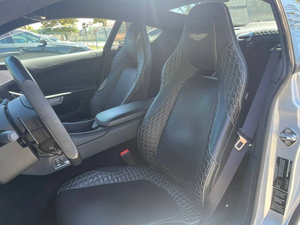 2016 Aston Martin Vanquish 2nd Gen - Image 15 of 18