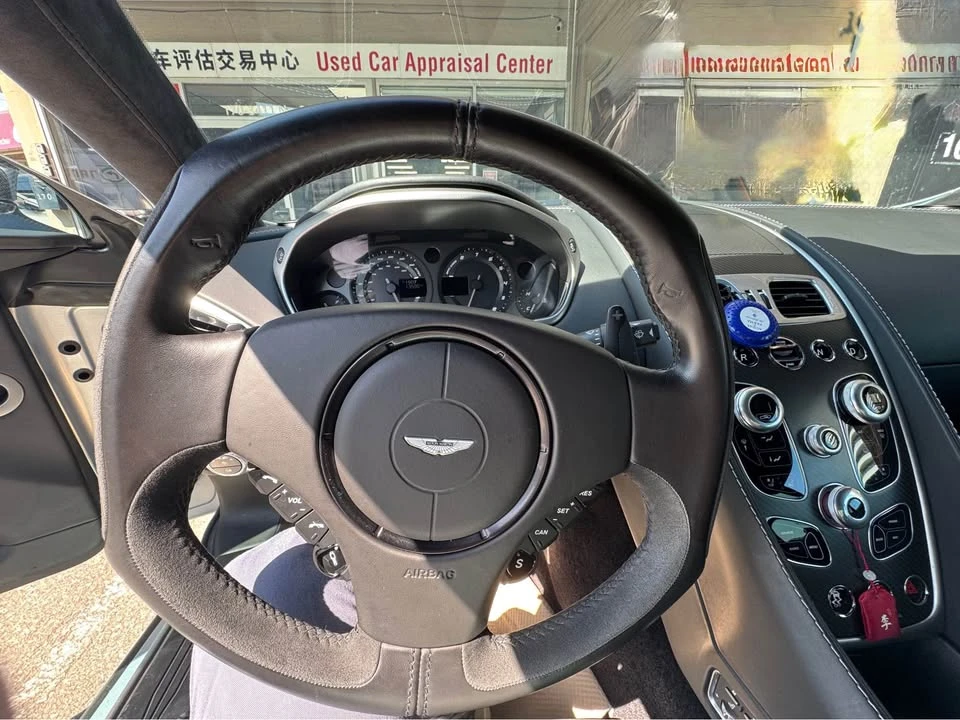 2016 Aston Martin Vanquish 2nd Gen - Image 16 of 20