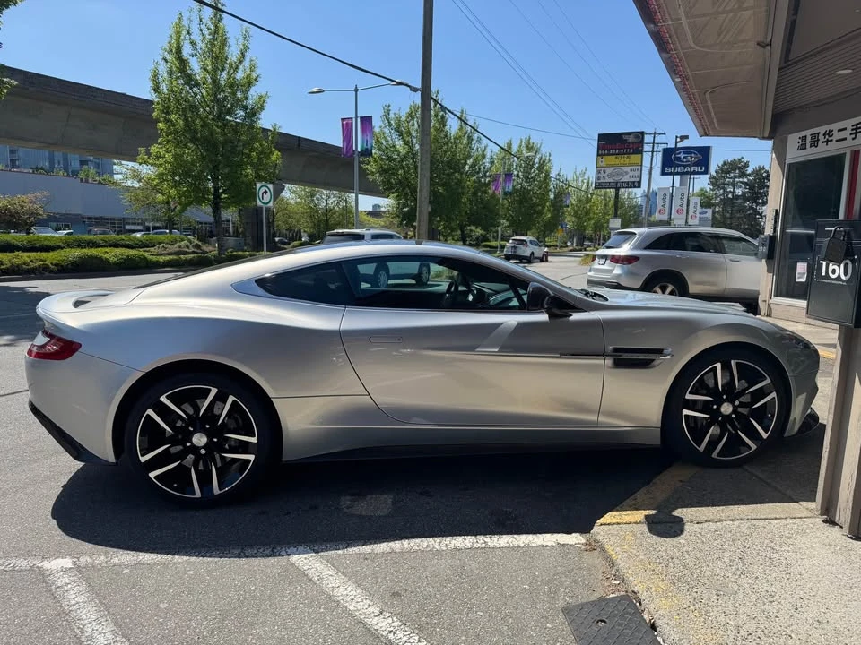 2016 Aston Martin Vanquish 2nd Gen - Image 7 of 20
