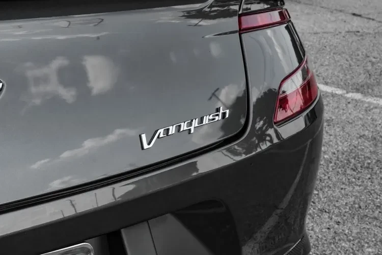 2016 Aston Martin Vanquish 2nd Gen - Image 16 of 17