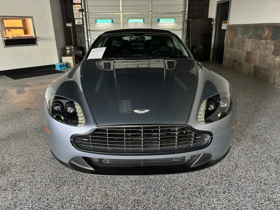 2016 Aston Martin Vantage - Image 2 of 20