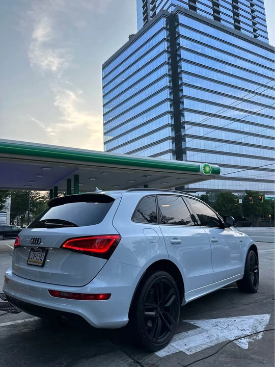 2016 Audi 8R Q5 - Image 2 of 11
