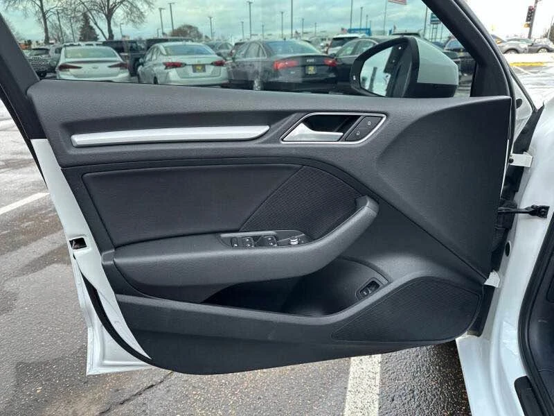 2016 Audi 8V A3 - Image 17 of 18