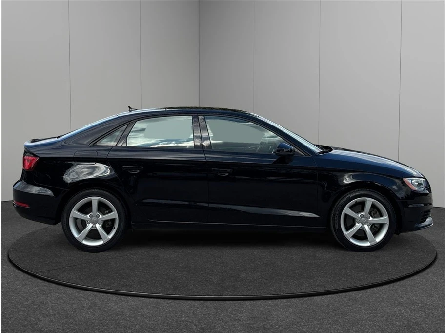 2016 Audi 8V A3 - Image 10 of 21