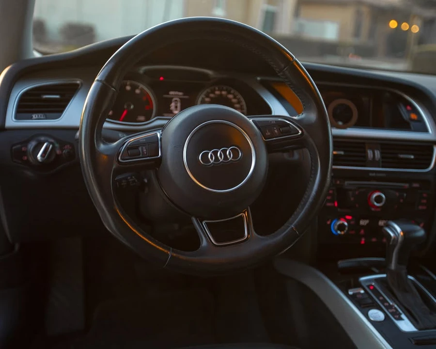 2016 Audi A4 - Image 16 of 18