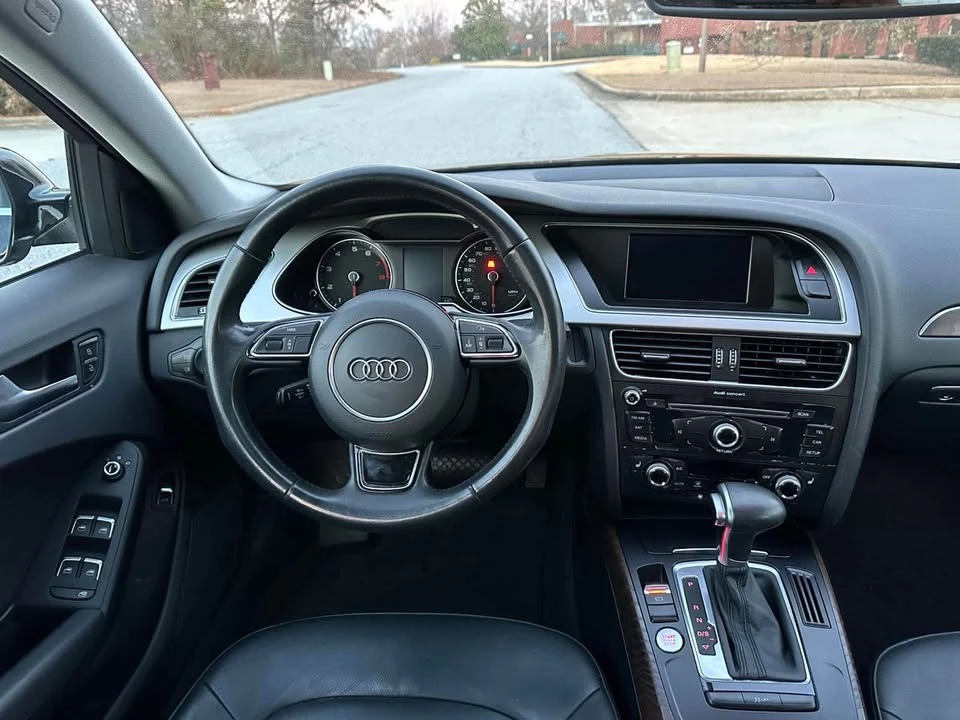 2016 Audi B8 A4 - Image 12 of 17