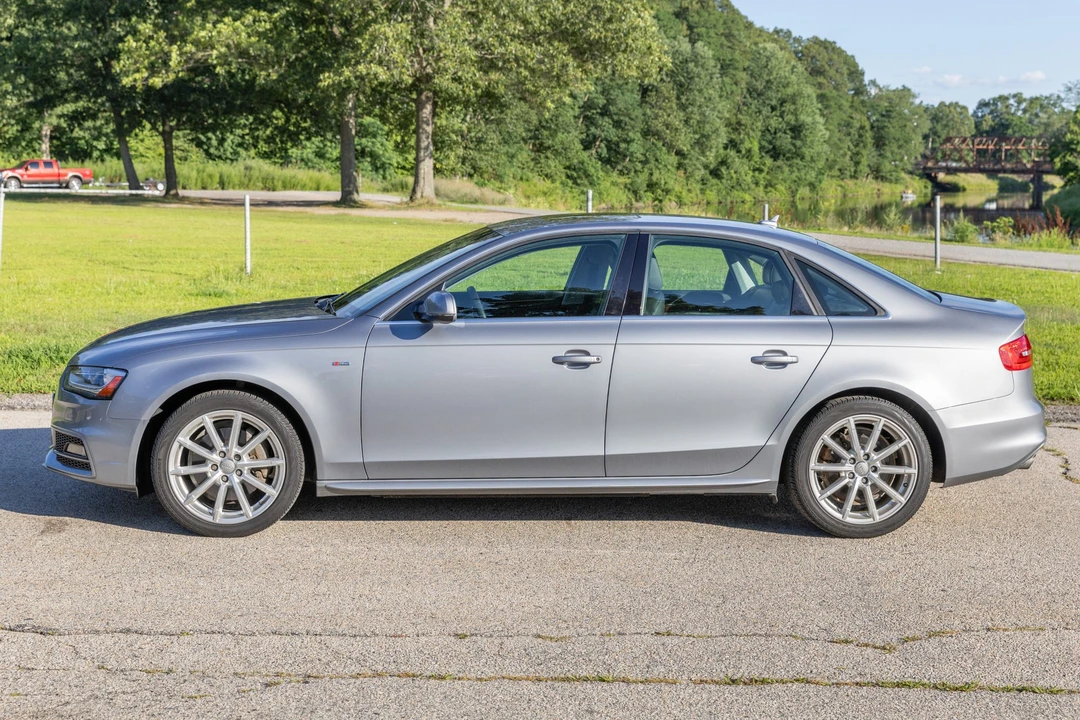 2016 Audi B8 A4 - Image 13 of 31