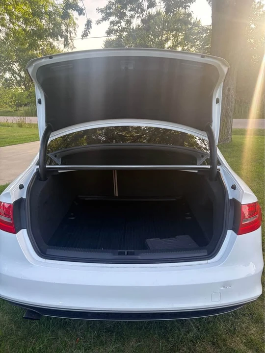 2016 Audi B9 A4 - Image 8 of 10