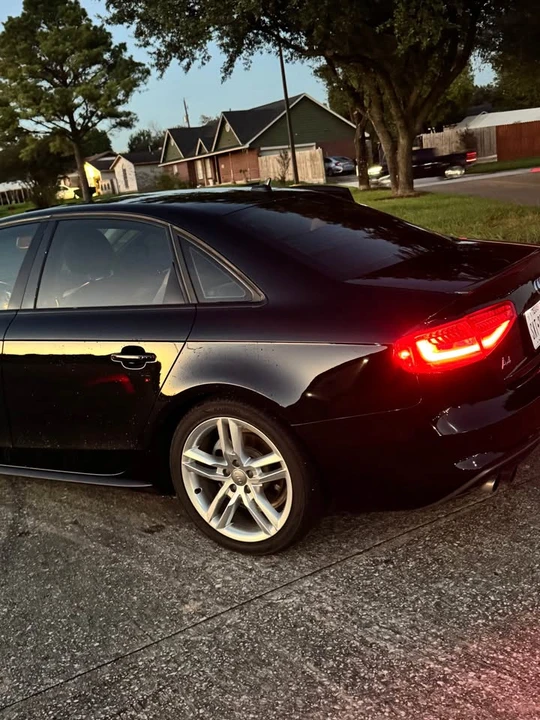 2016 Audi B9 A4 - Image 14 of 17