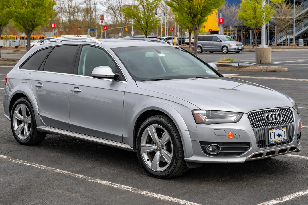 2016 Audi B8 A4 - Image 8 of 31