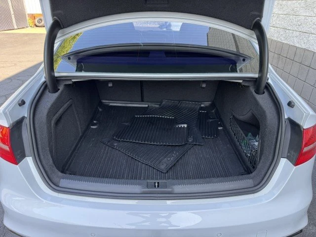 2016 Audi B9 A4 - Image 9 of 20