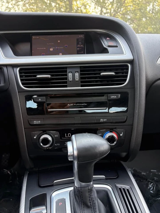 2016 Audi B9 A4 - Image 11 of 18