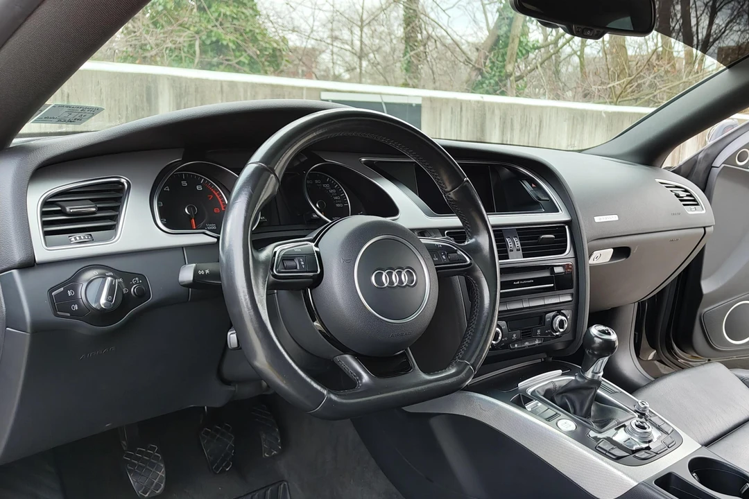 2016 Audi B8 A5 - Image 29 of 31