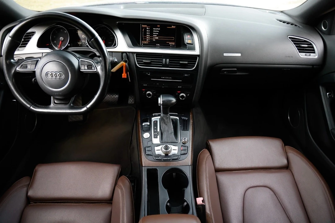 2016 Audi B8 A5 - Image 2 of 12
