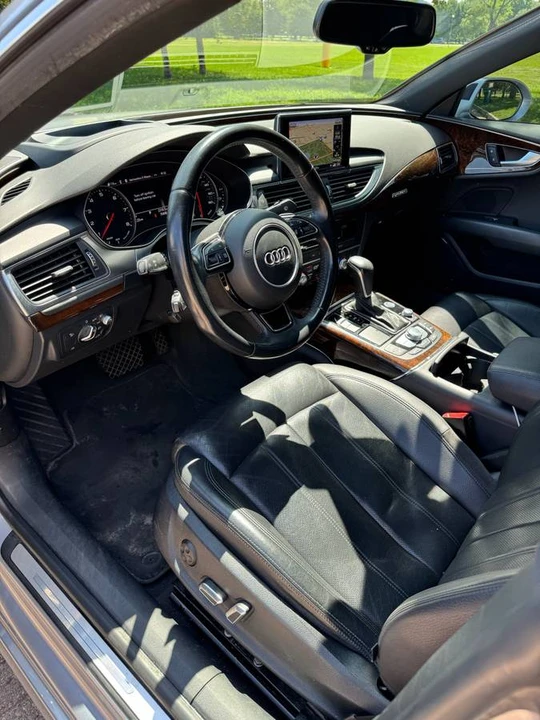 2016 Audi C7 A7 - Image 9 of 24