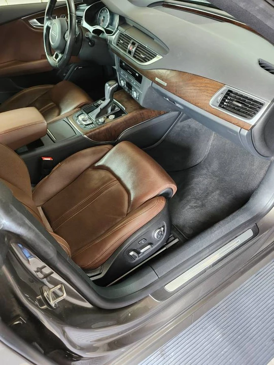 2016 Audi C7 A7 - Image 5 of 10