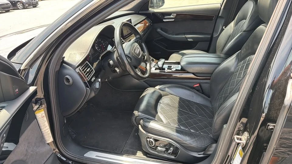 2016 Audi D4 A8 - Image 2 of 5
