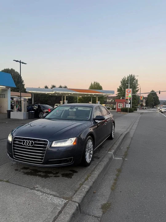 2016 Audi D4 A8 - Image 2 of 7