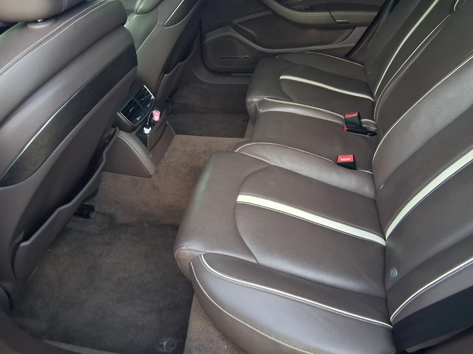 2016 Audi D4 A8 - Image 2 of 21
