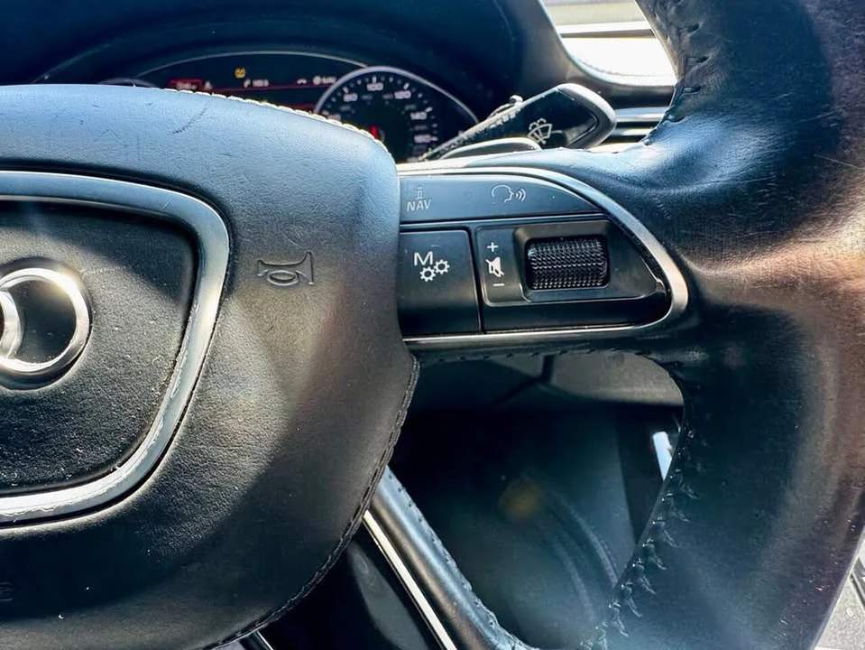 2016 Audi D4 A8 - Image 17 of 19