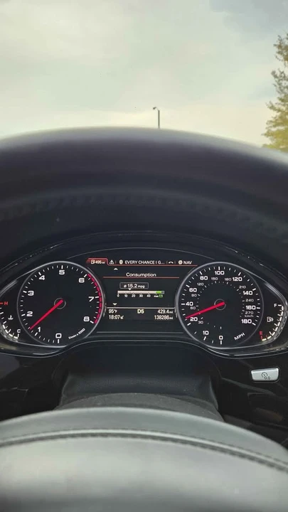 2016 Audi D4 A8 - Image 6 of 16