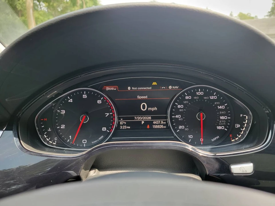 2016 Audi D4 A8 - Image 9 of 24