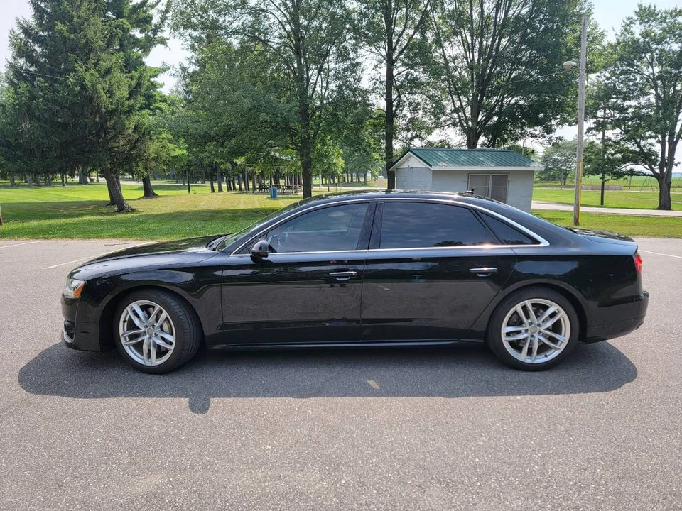 2016 Audi D4 A8 - Image 2 of 24