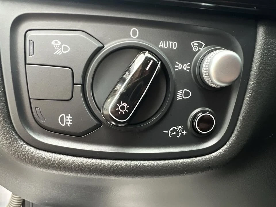 2016 Audi D4 A8 - Image 13 of 20