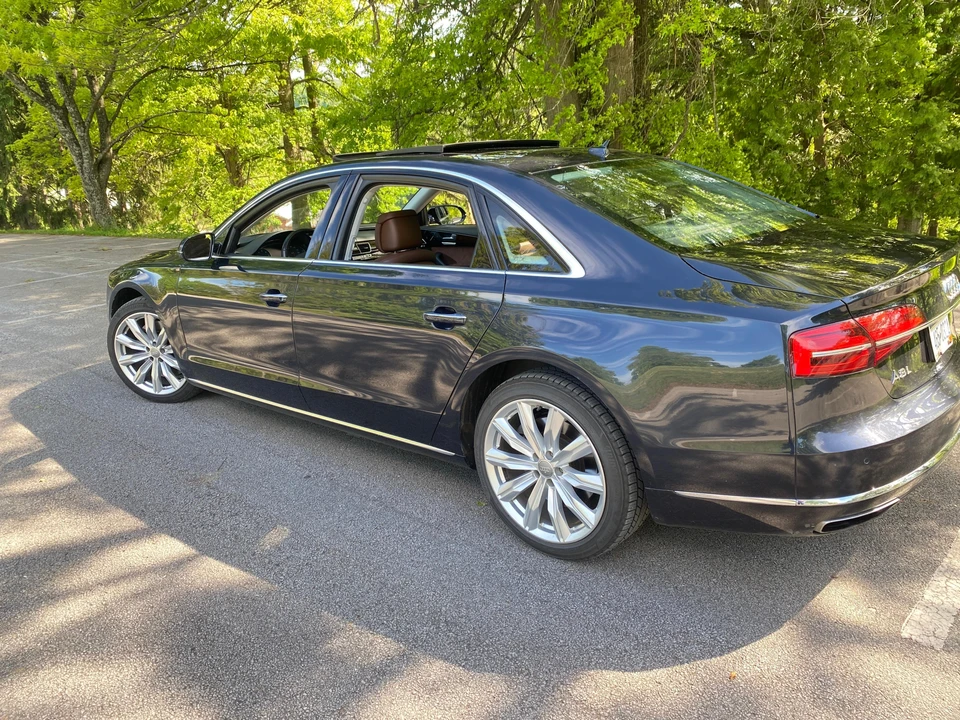 2016 Audi D4 A8 - Image 14 of 31