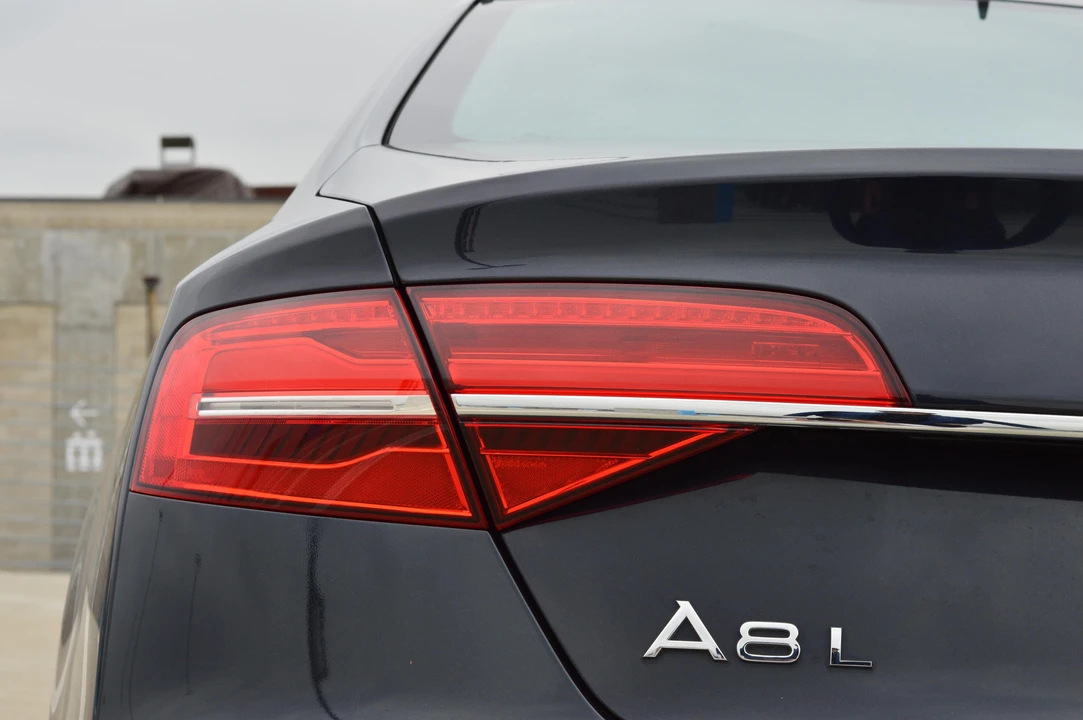 2016 Audi D4 A8 - Image 26 of 31