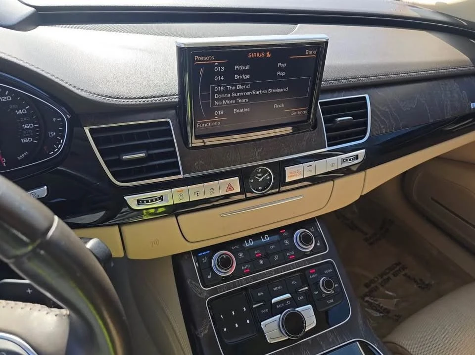 2016 Audi D4 A8 - Image 8 of 14