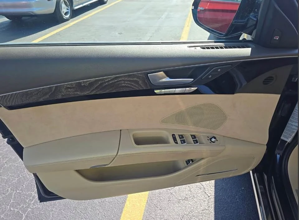 2016 Audi D4 A8 - Image 10 of 14