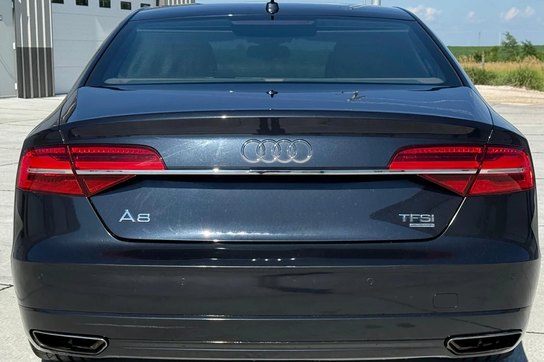 2016 Audi D4 A8 - Image 5 of 31