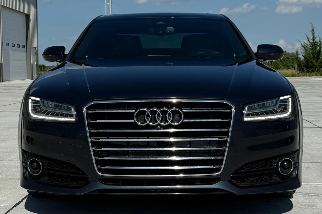 2016 Audi D4 A8 - Image 2 of 31