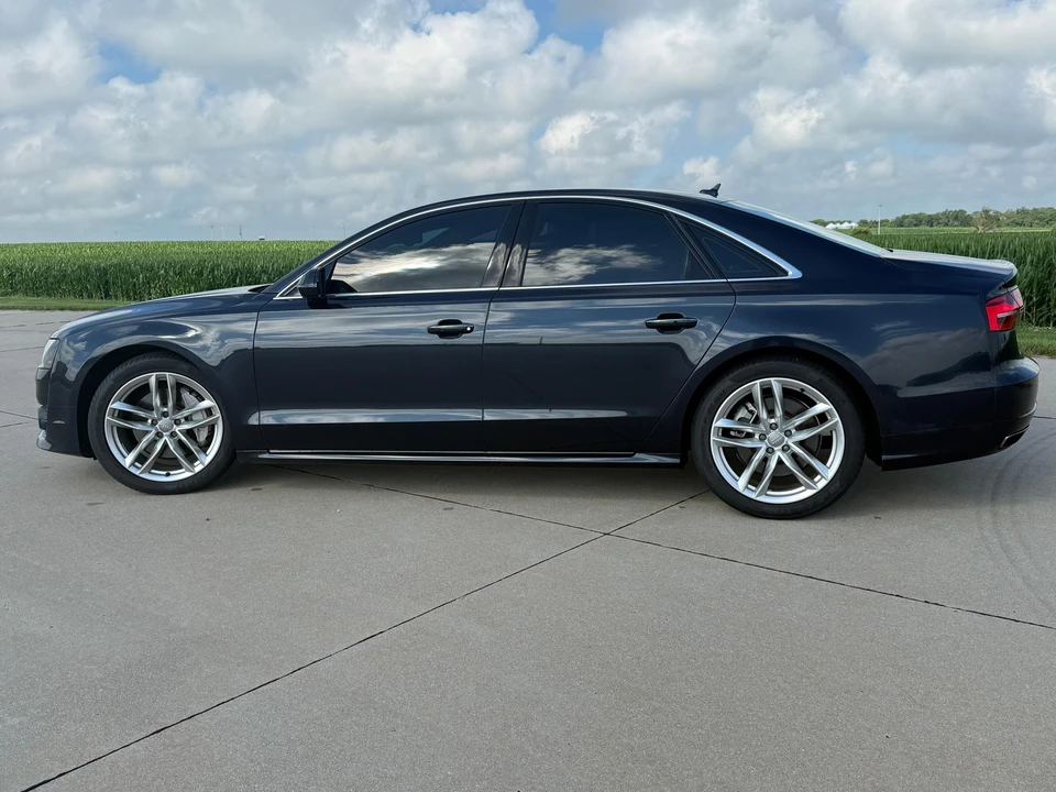 2016 Audi D4 A8 - Image 8 of 31